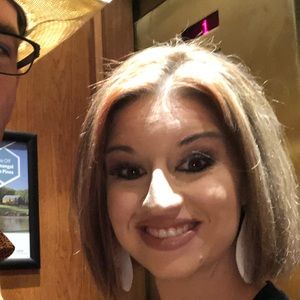 Meet your Posher, Brandeebrandee